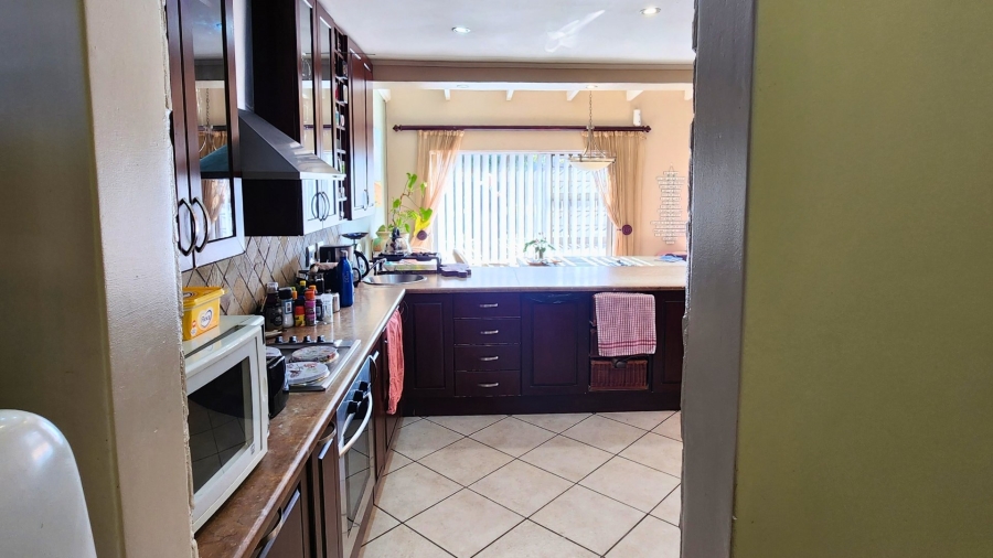 4 Bedroom Property for Sale in Dana Bay Western Cape